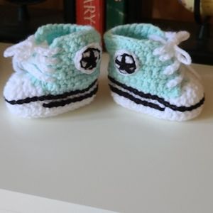 🌟 HOST PICK! 🌟 Crothet Converse Baby Booties